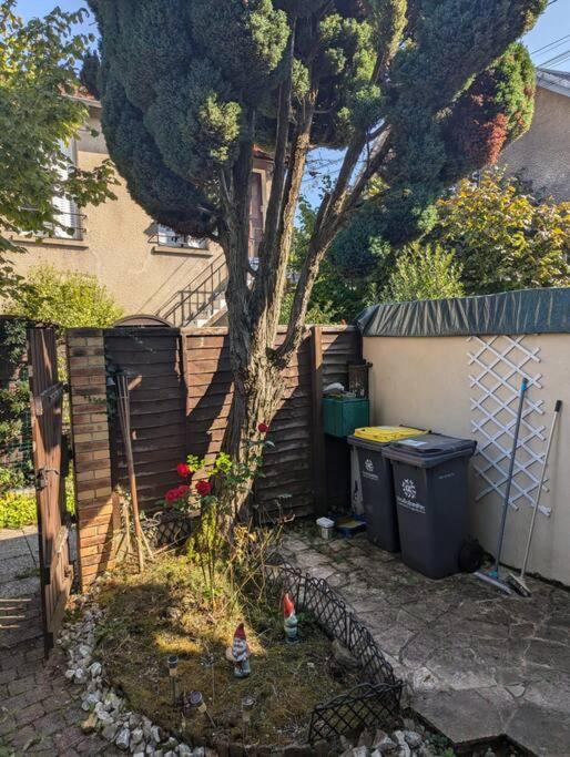 Appartement Avec Jardin Versailles Bagian luar foto